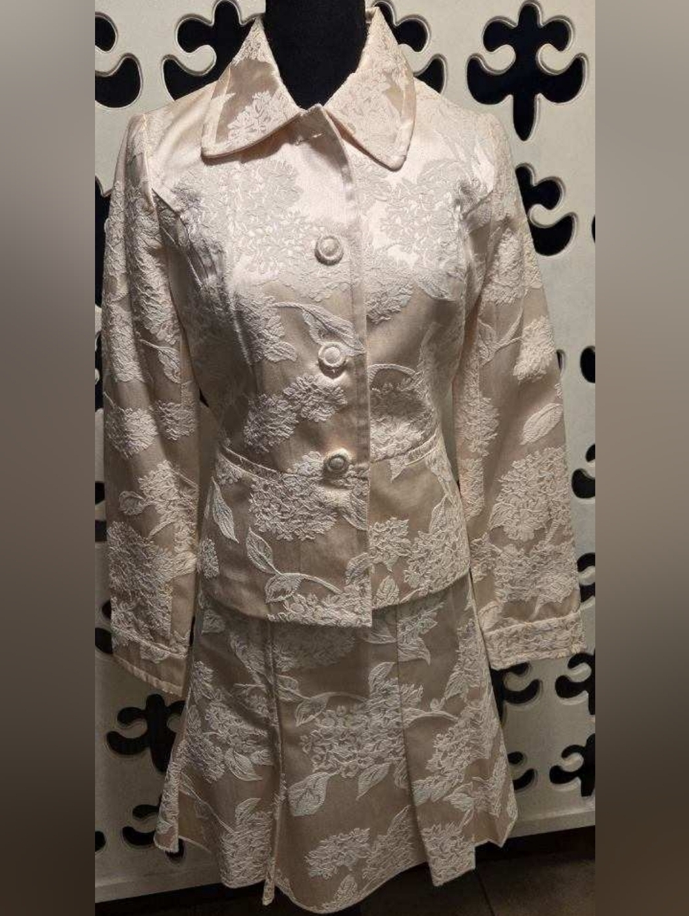 Embroidered Floral Two-Piece Set in Cream